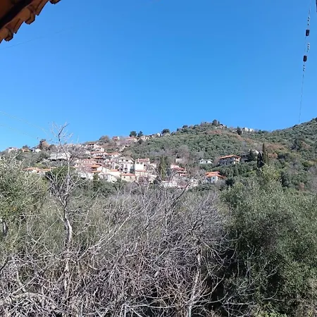Aloni Maison Holiday home Saidona